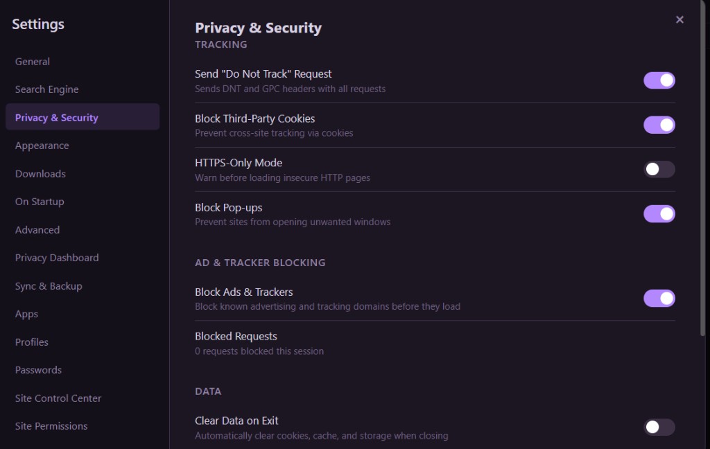 Onyx Browser privacy and security settings - tracker blocking, DNT, HTTPS mode